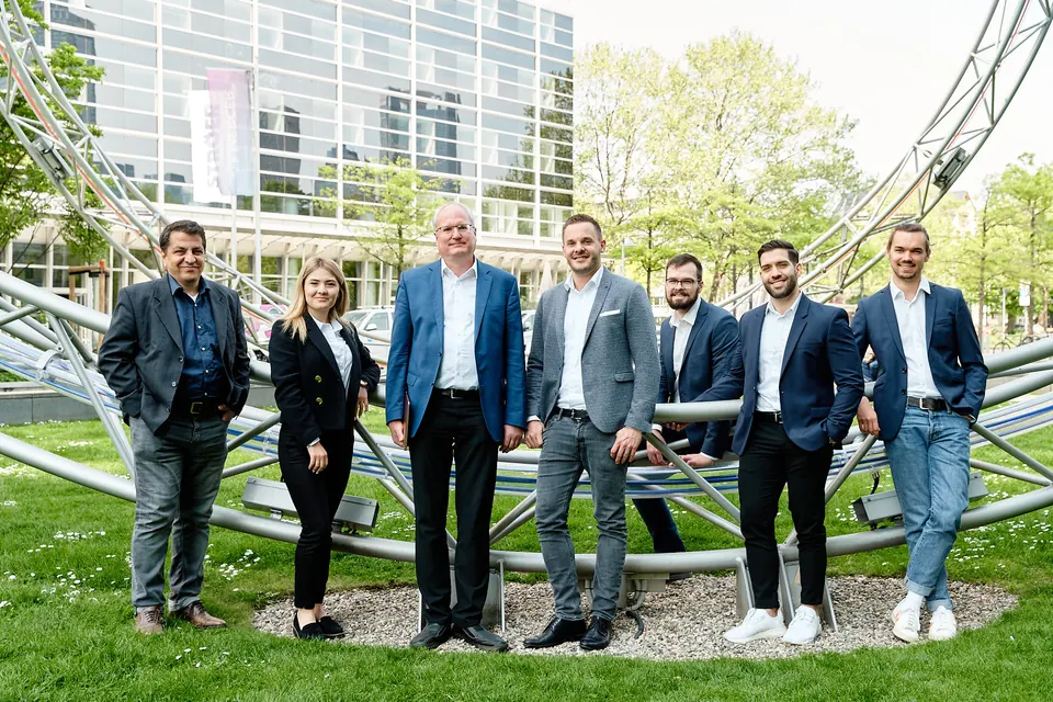 Das Team von SQ Solutions